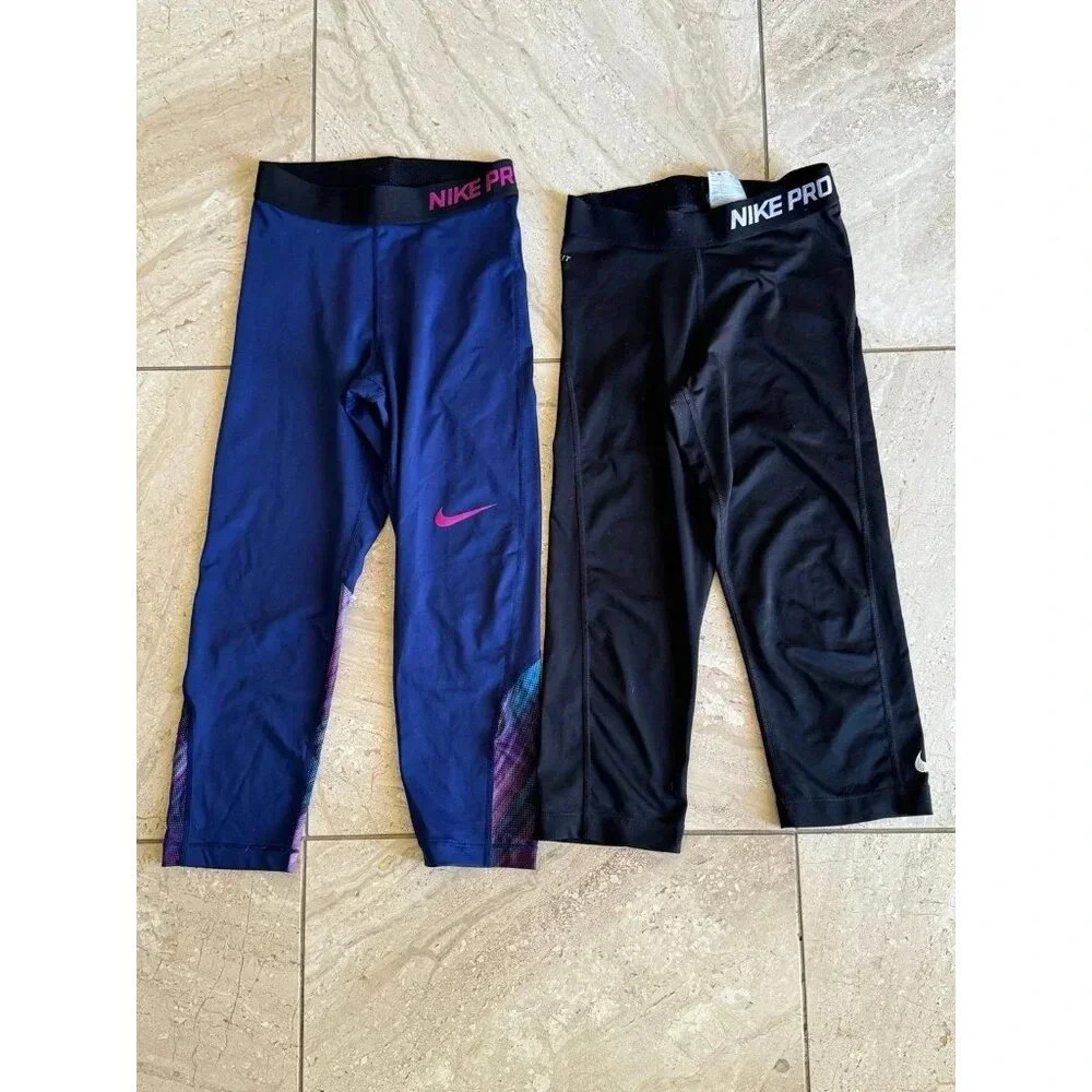 Nike Pro Bundle of 2 Capris size XS